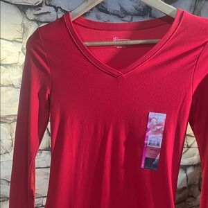 NOBO Women's Long Sleeve Red V-Neck Tee